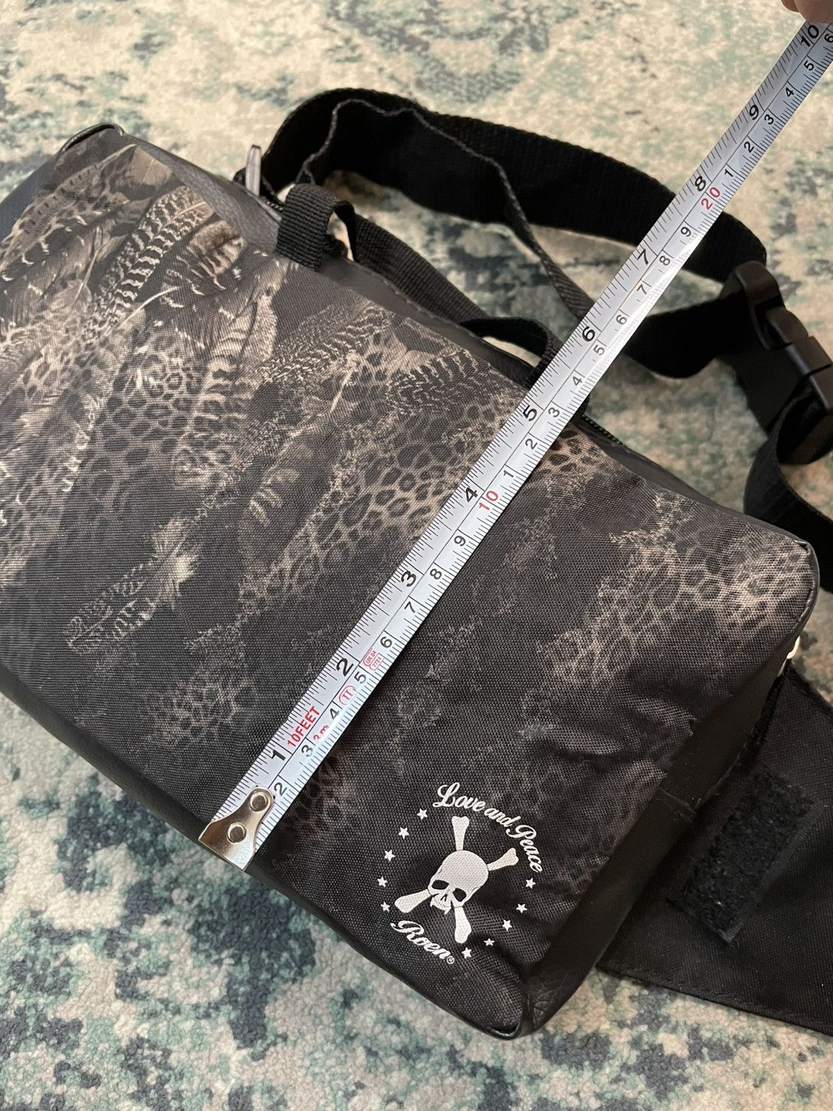Mastermind Japan × Roen Roen By Hiromu Takahara “Love & Peace” Crossbody Bag Size ONE SIZE - 14 Thumbnail
