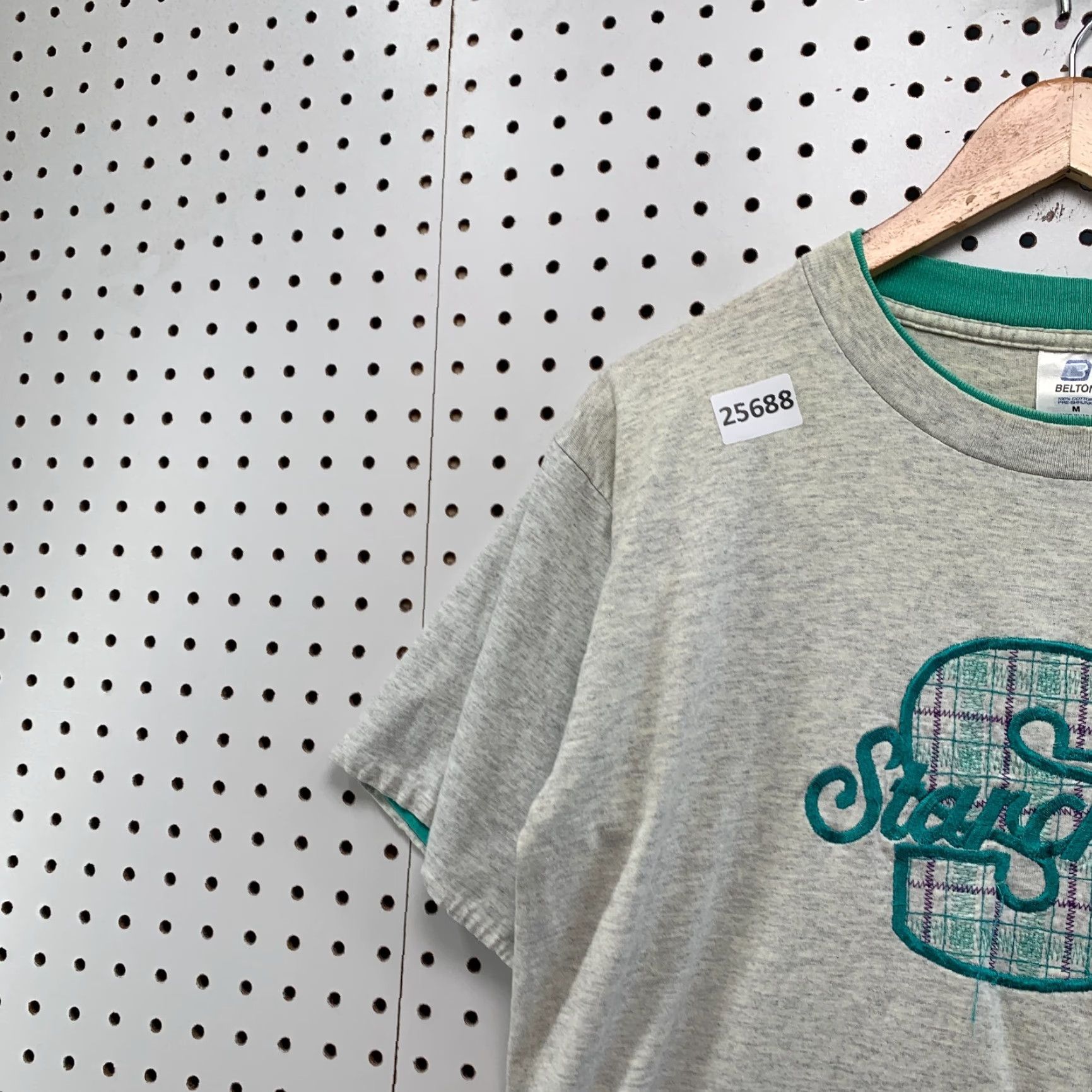 Vintage VINTAGE Starcraft Shirt Gray Embroidered Adult Medium USA 21x28 Shirt Belton Cotton, Cotton Blend Size US M / EU 48-50 / 2 - 7 Thumbnail