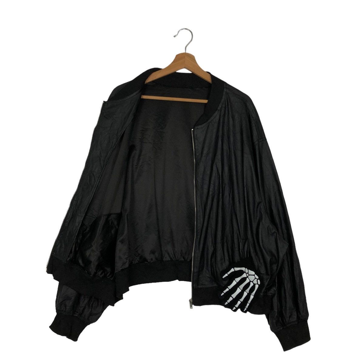Japanese Brand VINTAGE BOMBER JACKET SATIN SUREVE ISSEY MIYAKE Size US L / EU 52-54 / 3 - 8 Thumbnail
