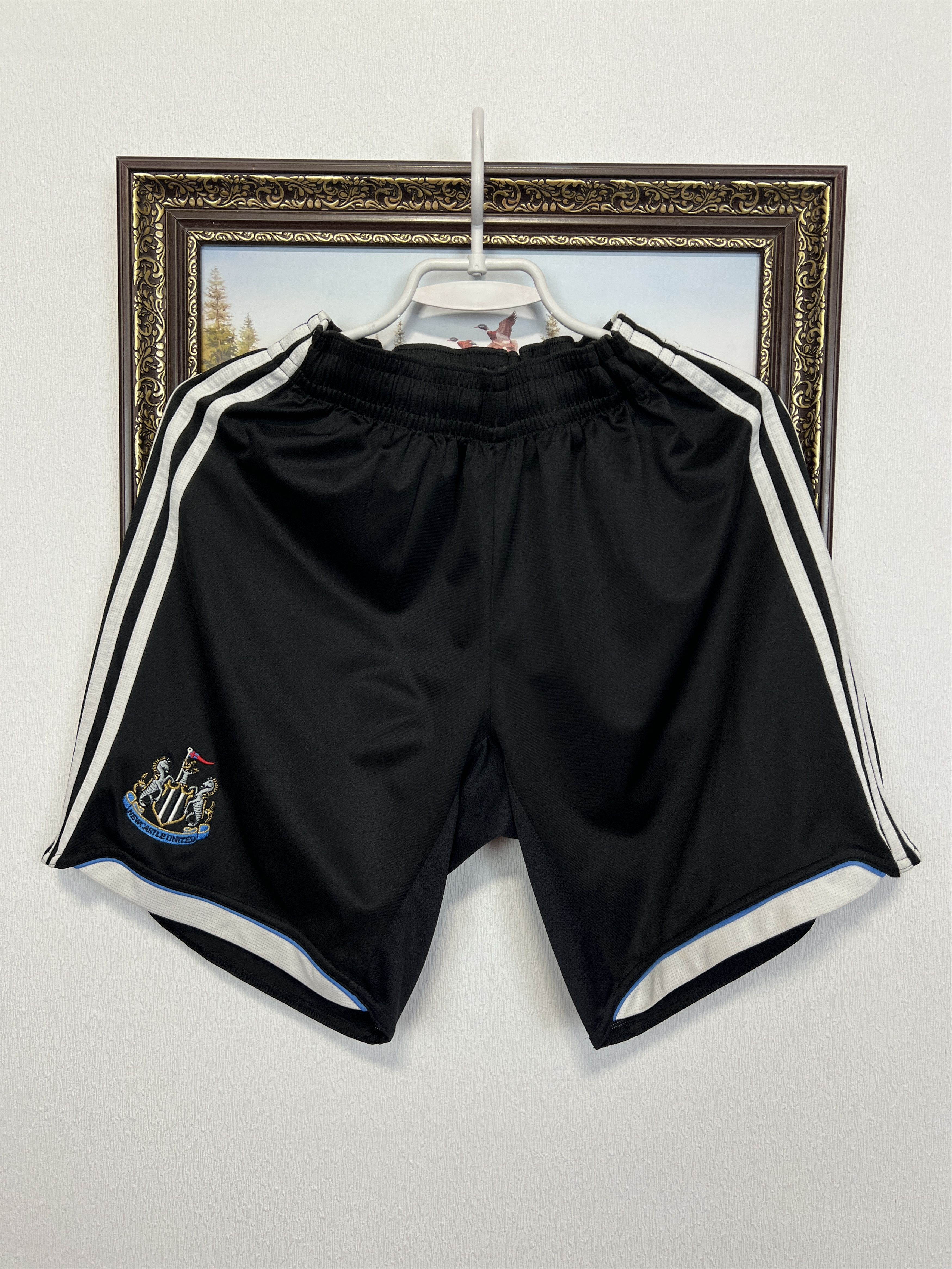Adidas Vintage Adidas Newcastle United Football Shorts Soccer Track Size US 32 / EU 48 - 1 Thumbnail
