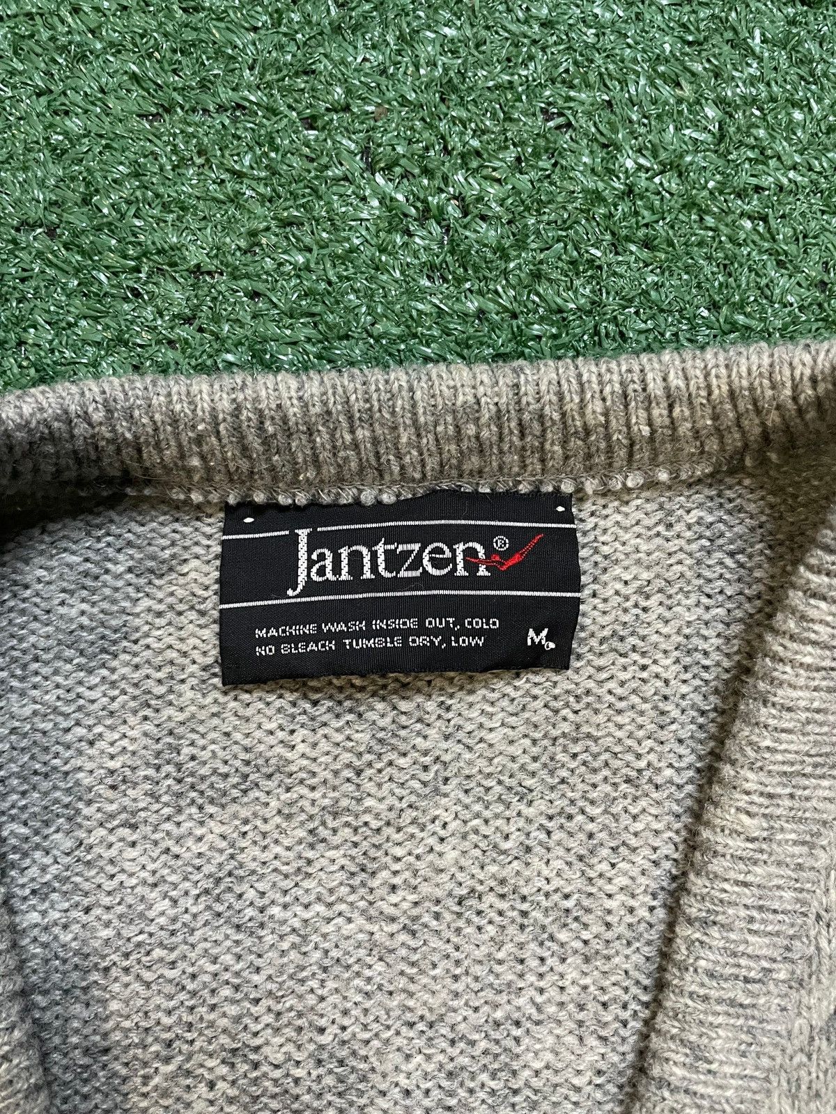 Jantzen Vintage 1970 Jantzen wool sweater grey vest Size US M / EU 48-50 / 2 - 3 Thumbnail