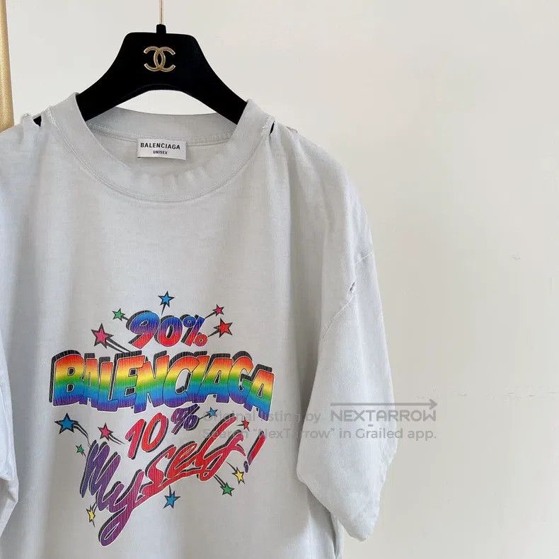 Balenciaga Balenciaga Vintage Distressed Printed T-Shirt Size US S / EU 44-46 / 1 - 3 Thumbnail