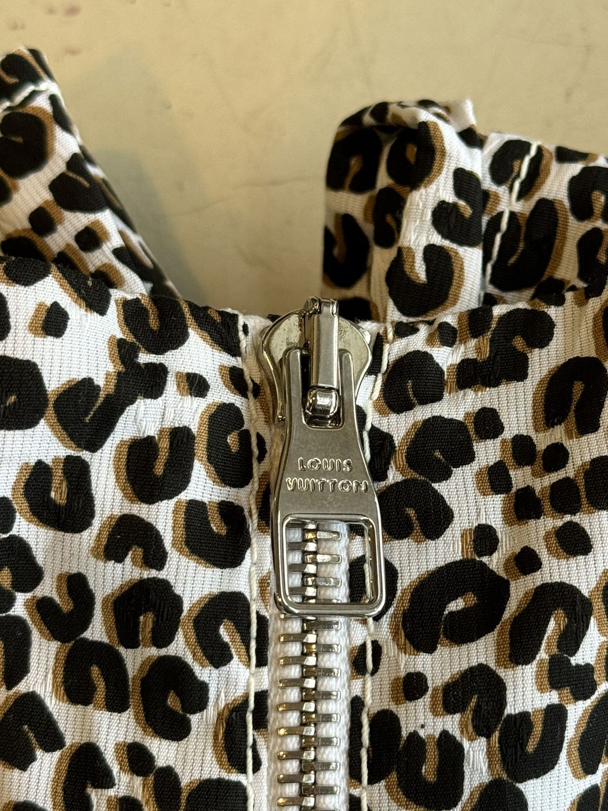 Louis Vuitton Louis Vuitton Leopard Punk Skirt Size 28" / US 6 / IT 42 - 6 Thumbnail