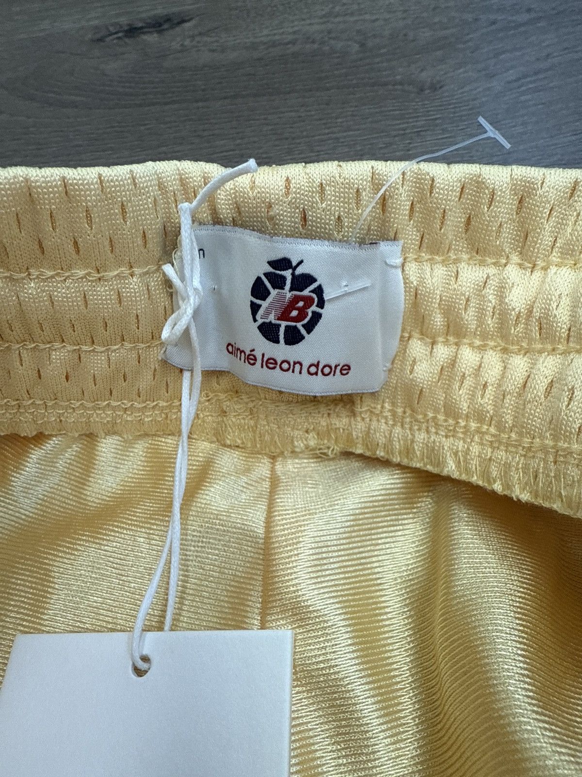 Aime Leon Dore × New Balance Aime Leon dore new balance shorts cream medium Size US 32 / EU 48 - 7 Thumbnail