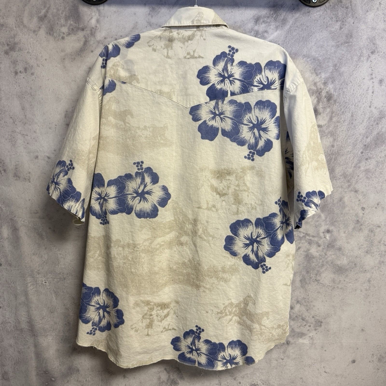 Wrangler Vintage Wrangler Floral Hawaii Shirt Mens XL Western Size US XL / EU 56 / 4 - 2 Thumbnail