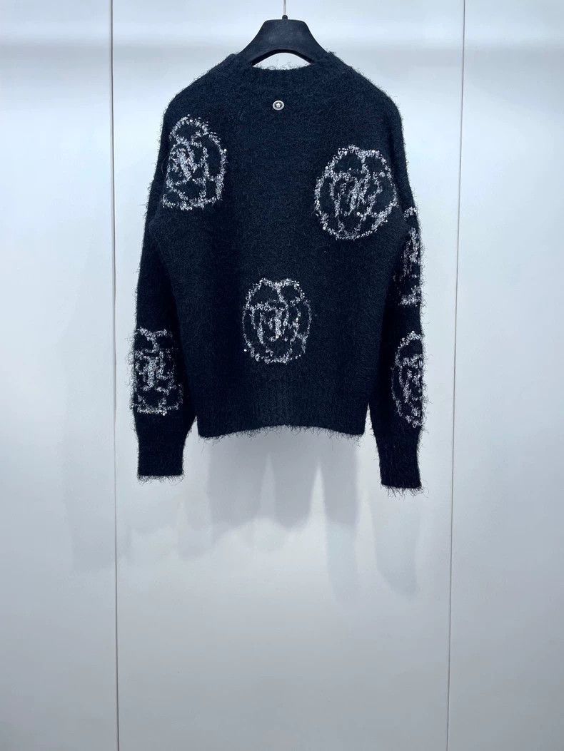Chanel Chanel Black Knit Sweater with Floral Design -2505 Size US M / EU 48-50 / 2 - 2 Thumbnail