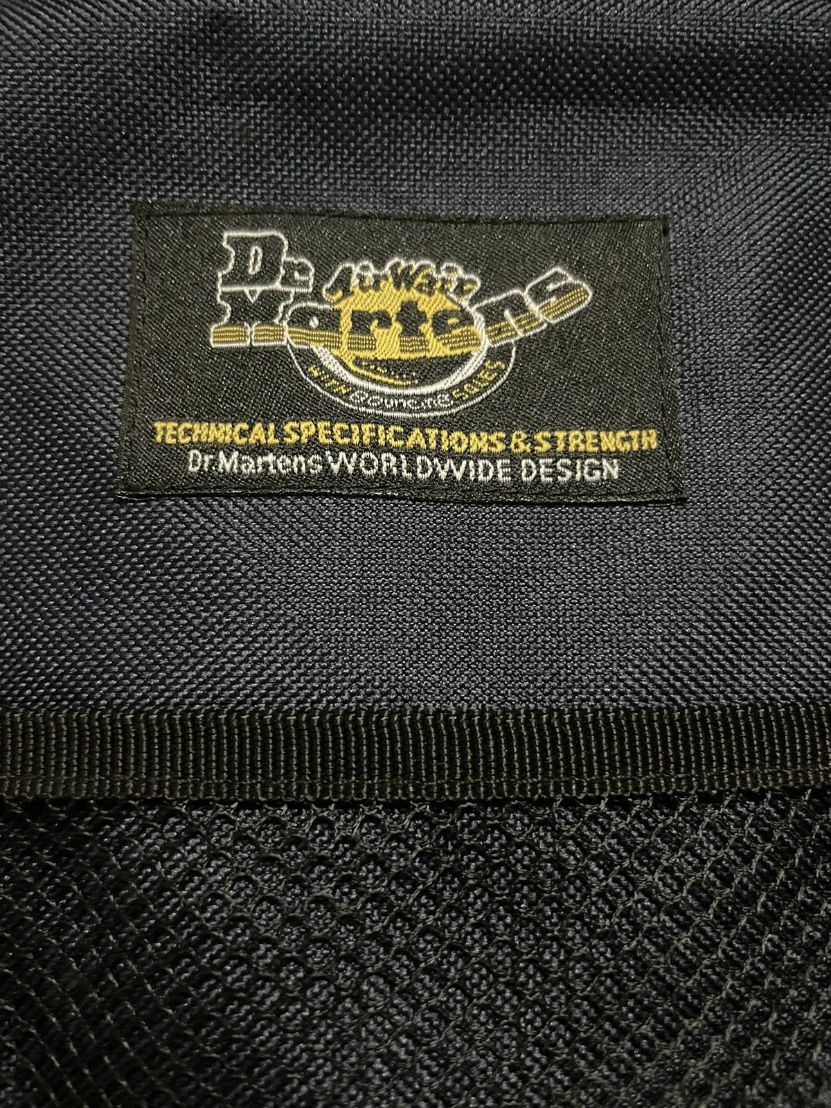 Dr. Martens × Vintage Vintage Dr Martens Backpack Size ONE SIZE - 3 Thumbnail