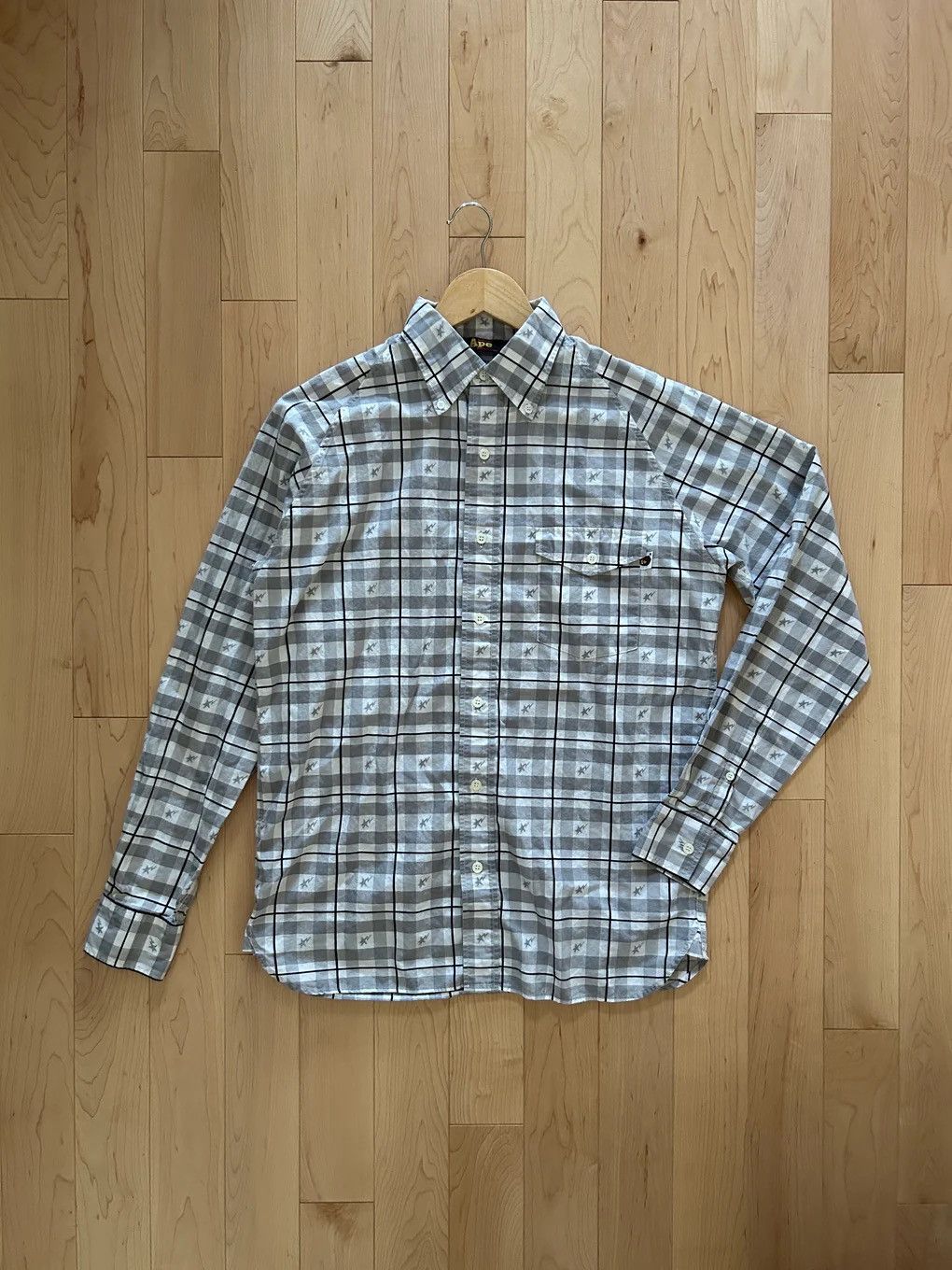 Bape A Bathing Ape Casual Button-down M Authentic Made in Japan Size US M / EU 48-50 / 2 - 1 Thumbnail