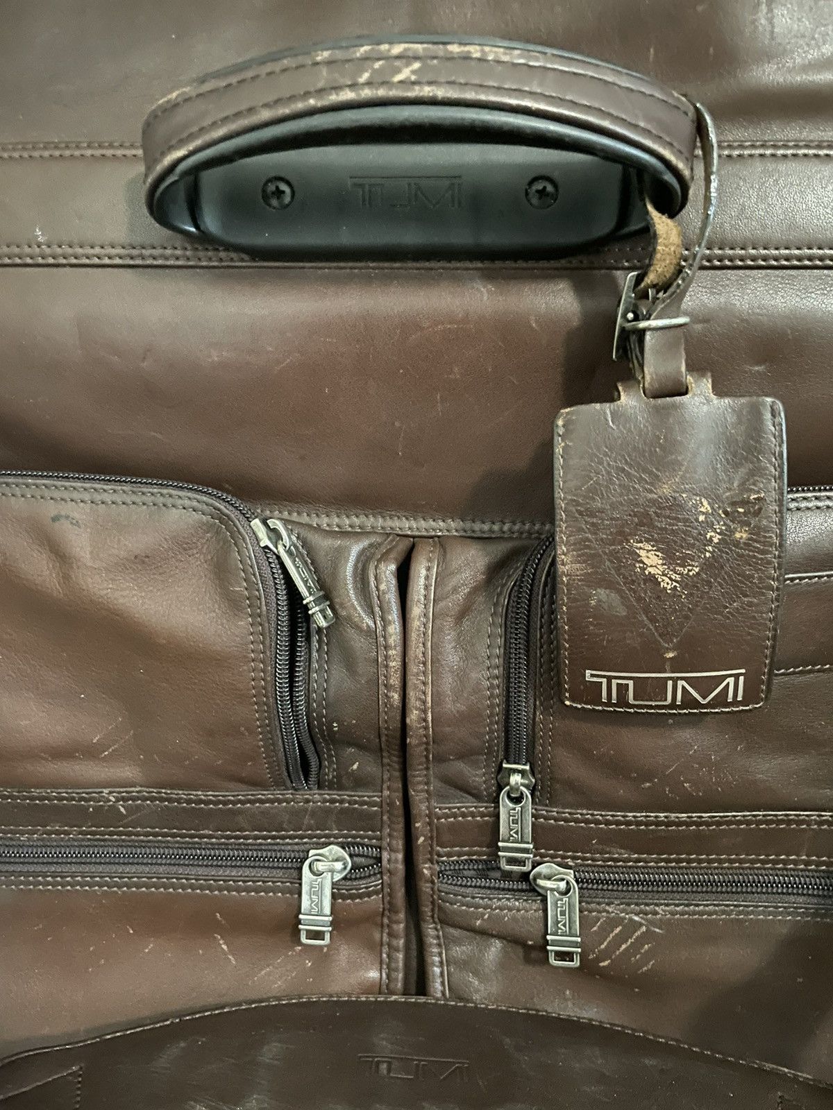 Tumi Tumi genuine leather full size garment traveler Size ONE SIZE - 5 Thumbnail