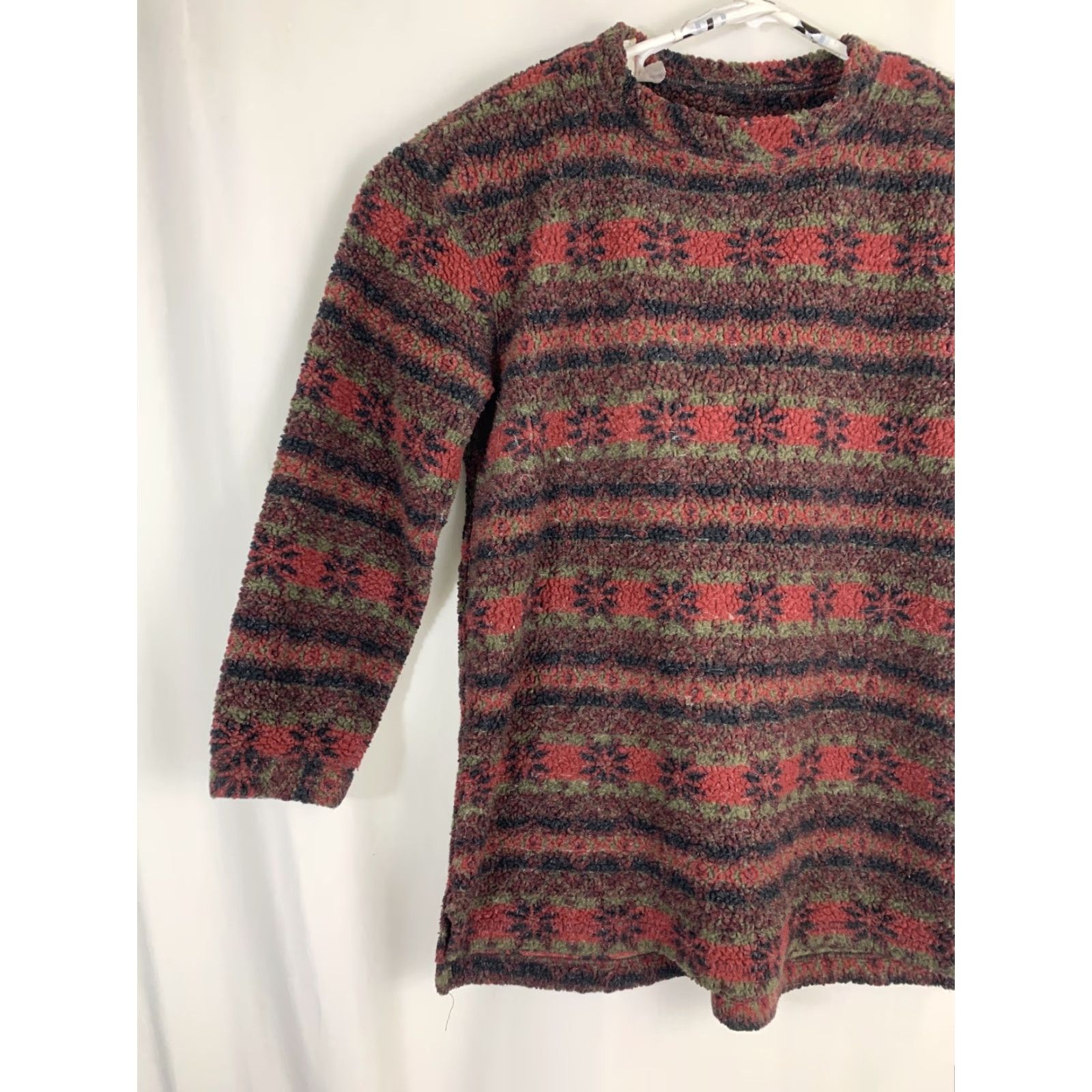 Vintage Woolrich Mens Sweater M Red Green Made in USA Rugged Outdoor Wear Pullover Mens Family US Theme Size US M / EU 48-50 / 2 - 2 Thumbnail