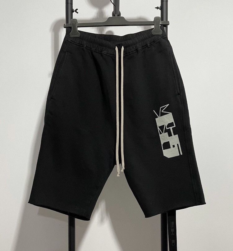 Rick Owens Rick owens plush shorts size s - DMC Size US 32 / EU 48 - 1 Thumbnail