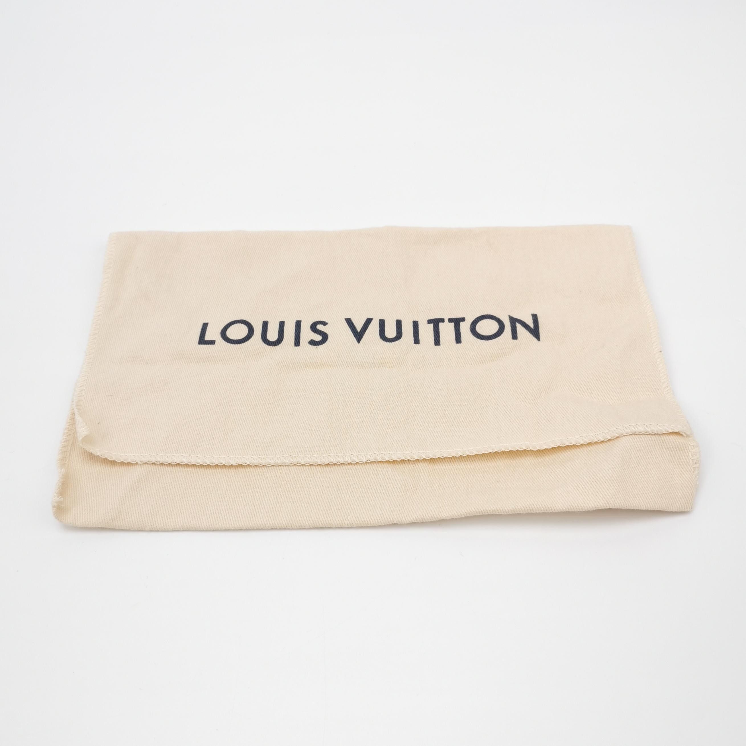 Louis Vuitton Louis Vuitton (LV) solid color monogram coin purse -y2506 Size ONE SIZE - 2 Thumbnail