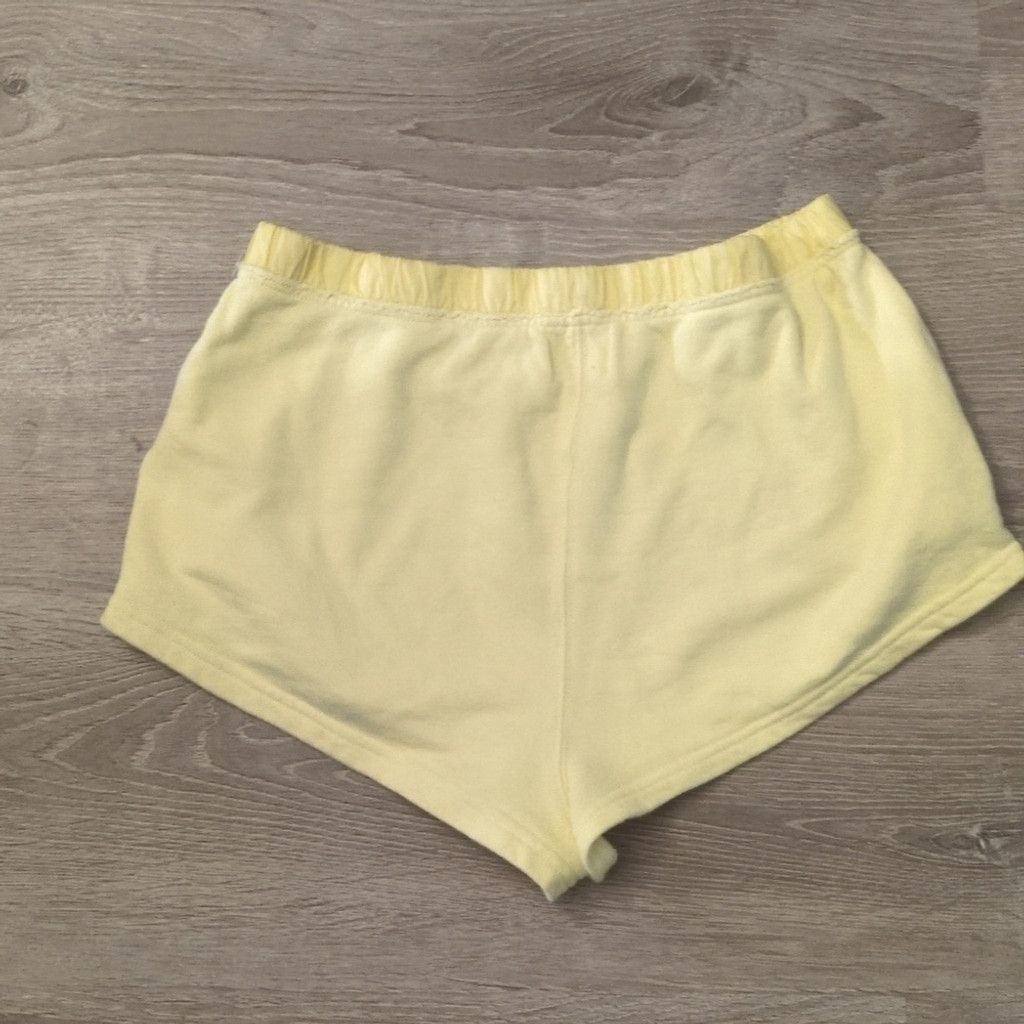 Free People Free people starfruit yellow terry cloth shorts size medium Size 28" / US 6 / IT 42 - 8 Thumbnail