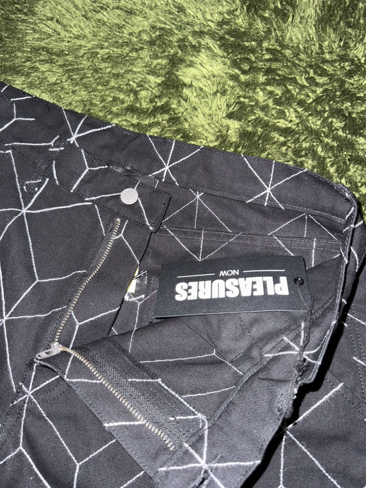 Pleasures [34] Pleasures vocal pattern embroidery logo denim pants Size US 34 / EU 50 - 3 Thumbnail