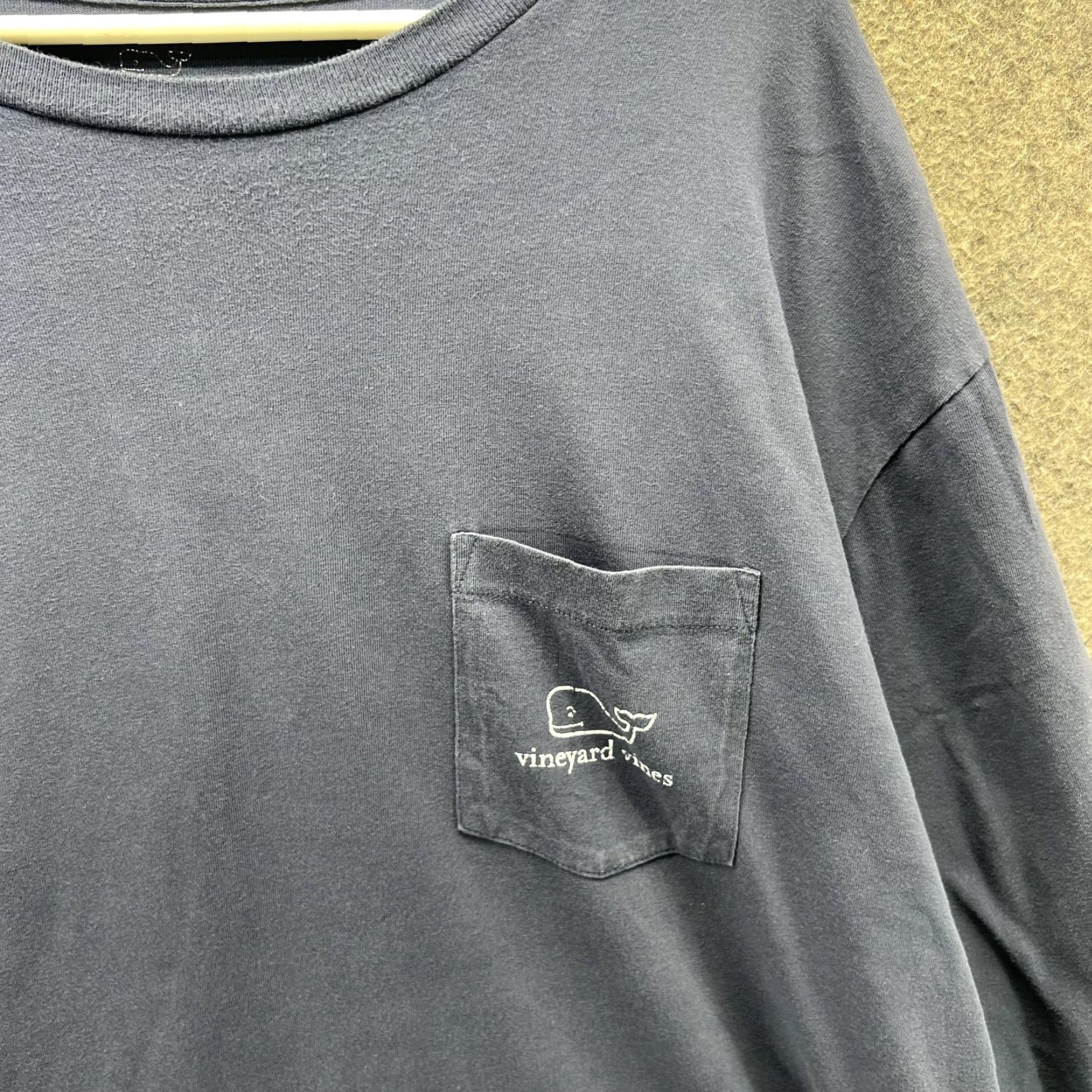 Vineyard Vines Vineyard Vines Shirt Mens 2XL Blue Long Sleeve Pocket Whale Graphic Tee Size US XXL / EU 58 / 5 - 3 Thumbnail