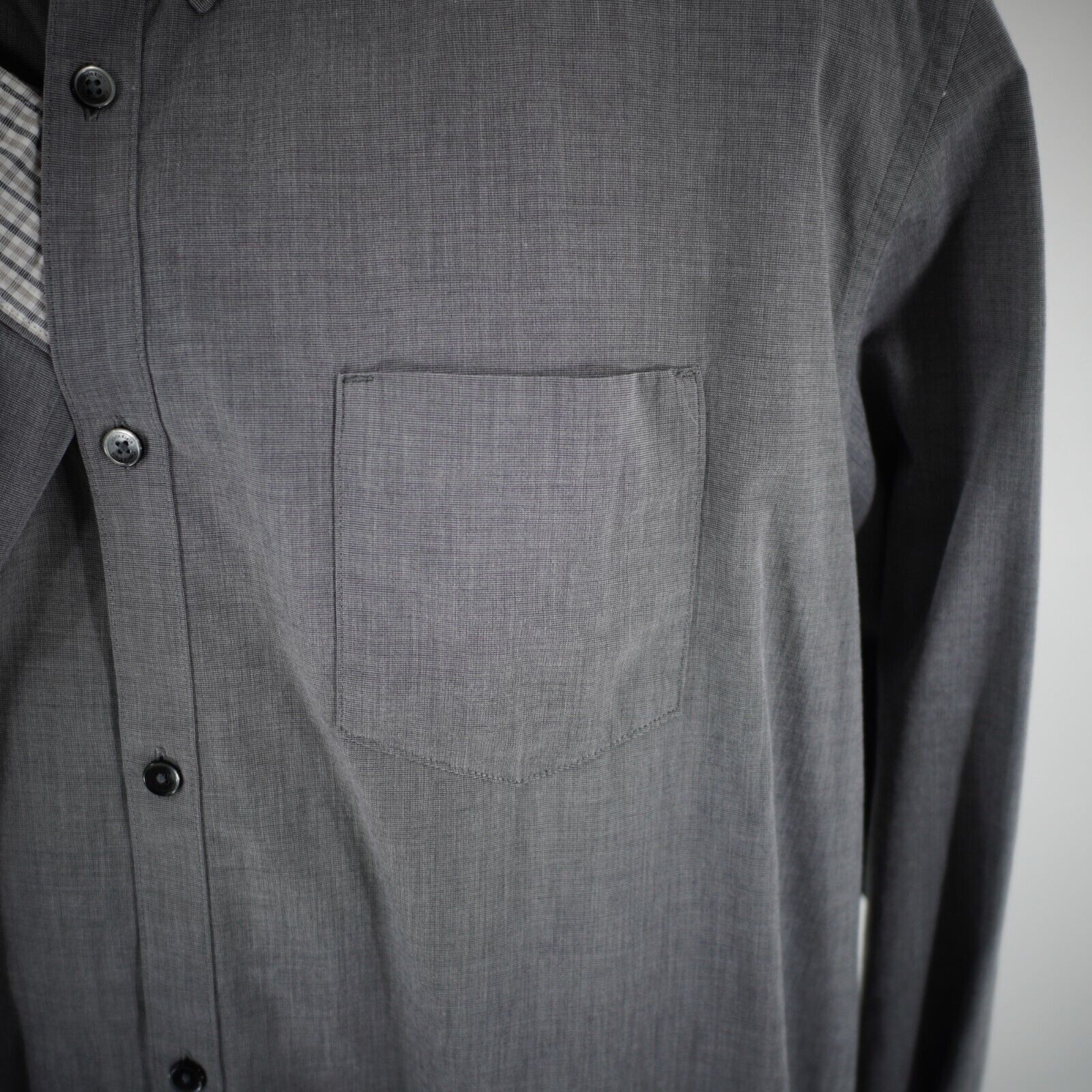 Calvin Klein Calvin Klein Gray XL Flip Cuff Collared Cotton Button Down Size US XL / EU 56 / 4 - 4 Thumbnail