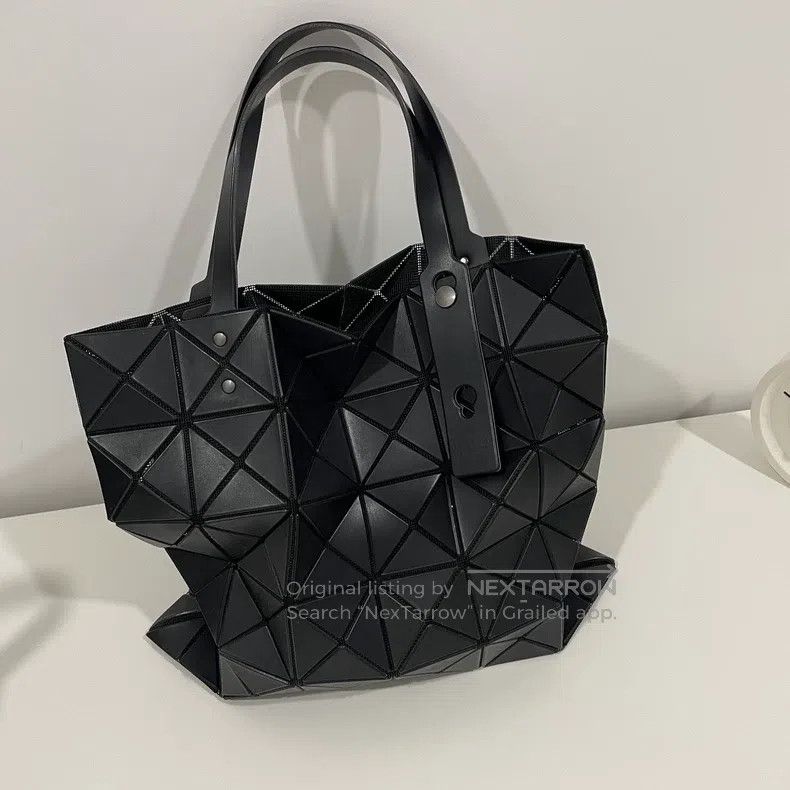 Issey Miyake Issey Miyake Matte Black Tote Bag Size ONE SIZE - 1 Thumbnail