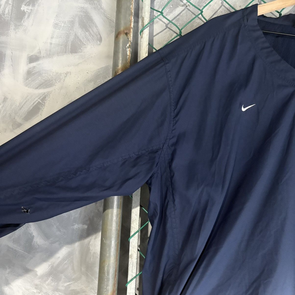 Nike Vintage Nike Windbreaker Mens XL Blue Navy 2000’s Neck Gym Size US XL / EU 56 / 4 - 3 Thumbnail