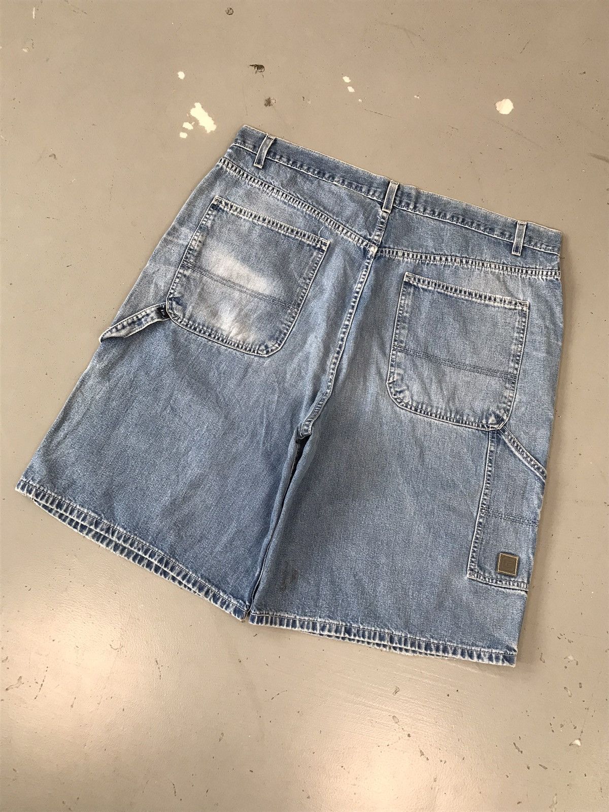 Levi's × Vintage Vintage Levi’s L2 carpenter Jort Size US 41 - 7 Thumbnail