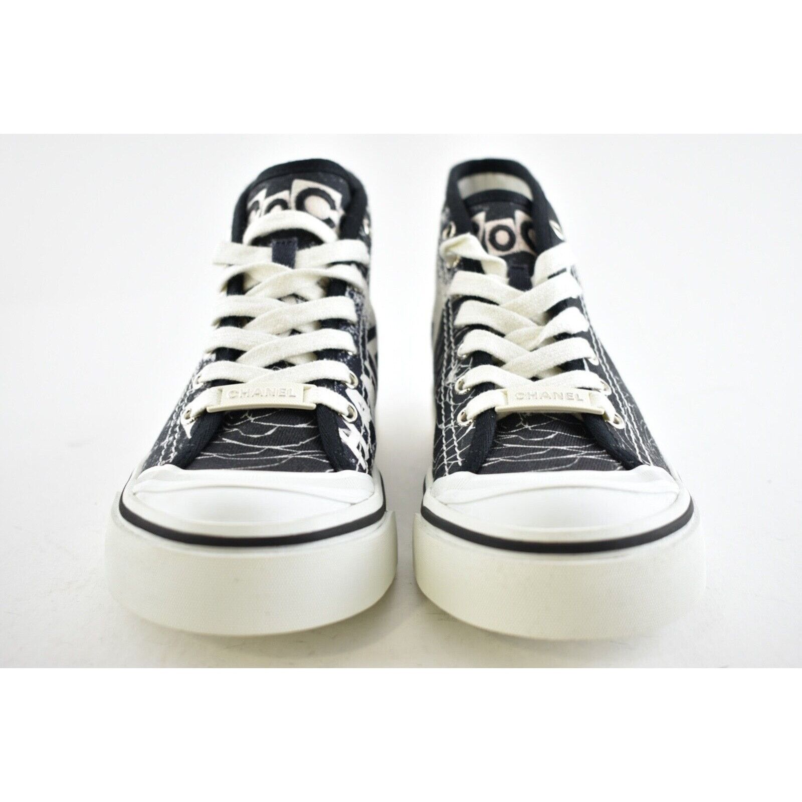 Chanel 20P Fabric CC Logo Flat High Top Runner Trainer Sneaker 37 Size US 7 / IT 37 - 5 Thumbnail