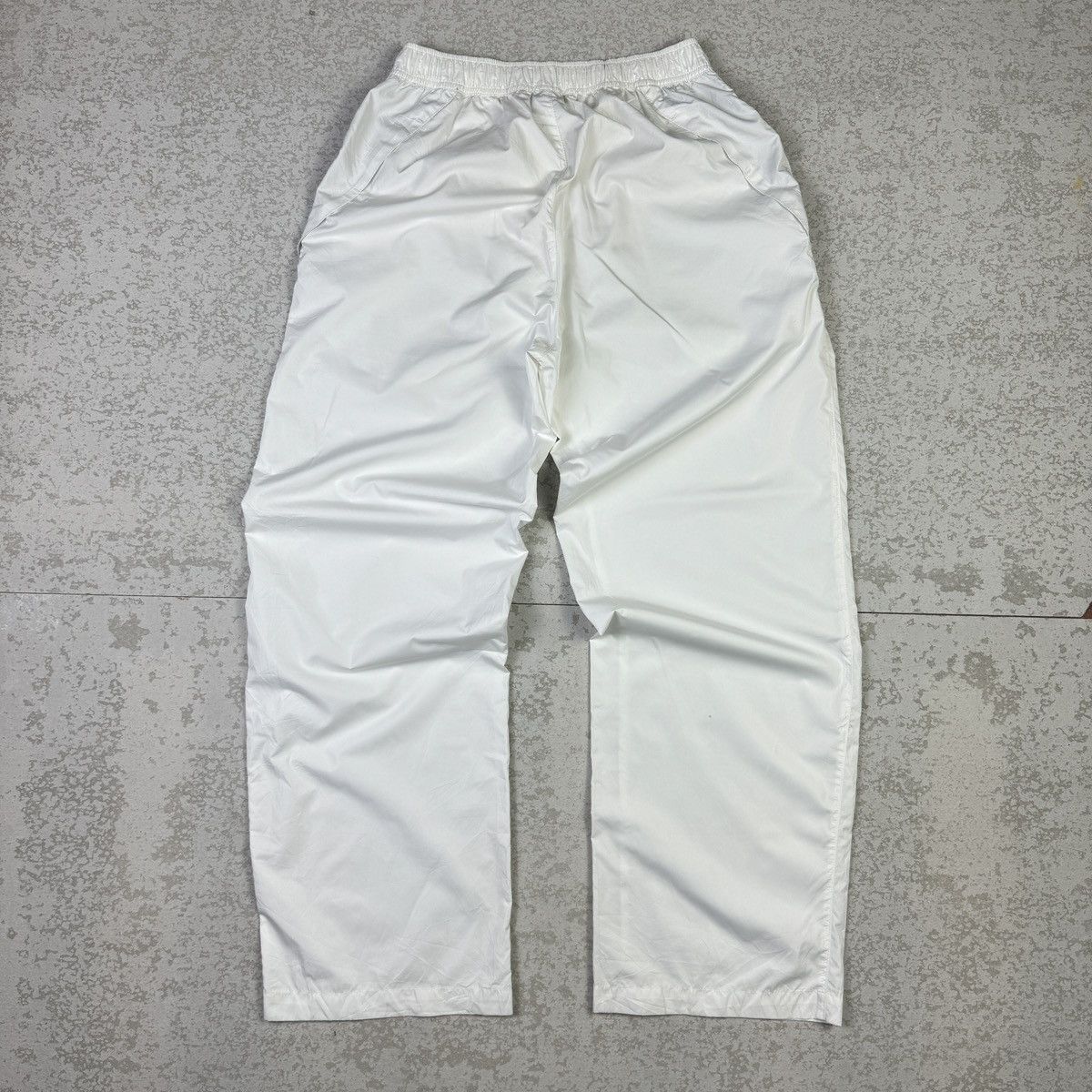 Nike Vintage Nike Track Baggy Parachute Y2K Size US 30 / EU 46 - 4 Thumbnail