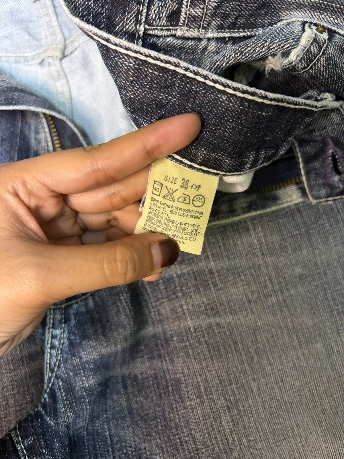 Levi's Vintage 90s Levis 502 Faded Wash Distressed Loose Jeans Size US 32 / EU 48 - 5 Thumbnail