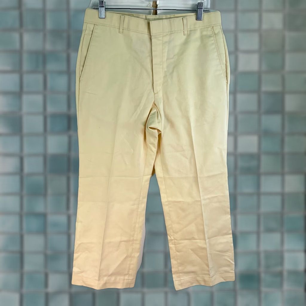 Levi's VINTAGE Levi’s Action Slacks Capris Women’s Size 33/26 Yellow Size ONE SIZE - 1 Thumbnail