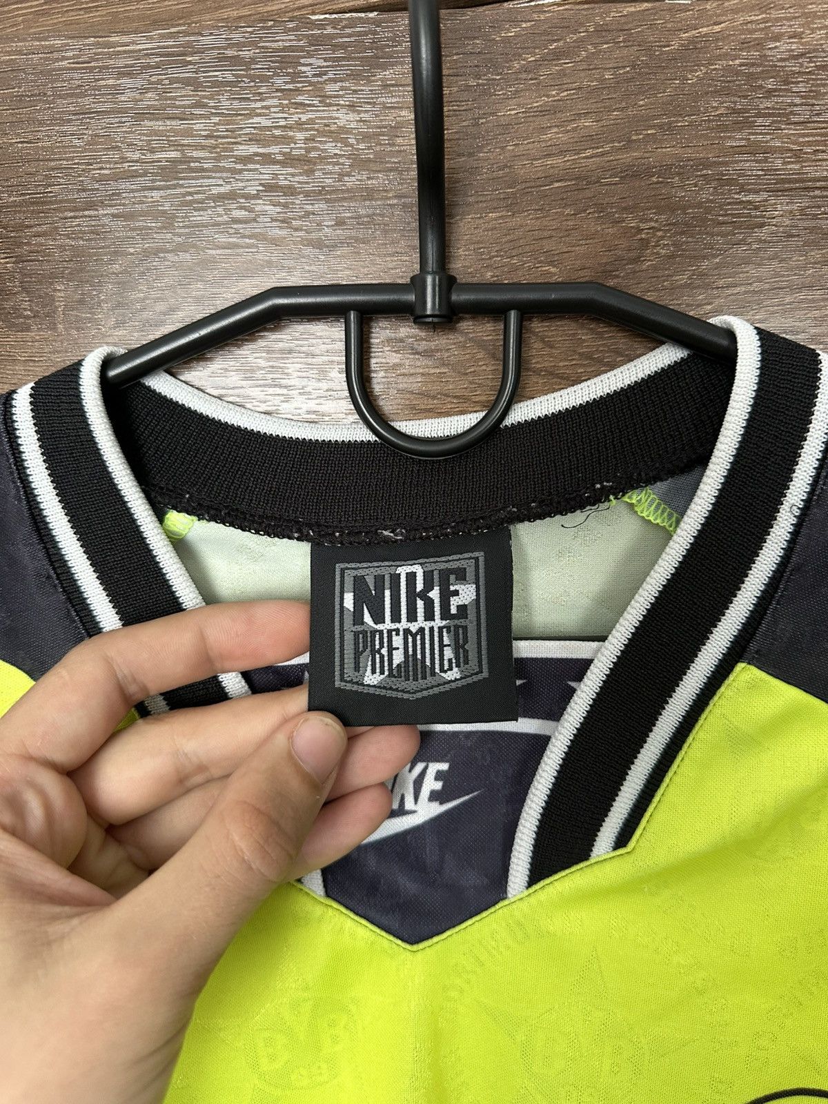 Nike 1994/1995 Nike Borussia Dortmund Vintage Long Sleeve Jersey Size US M / EU 48-50 / 2 - 10 Thumbnail