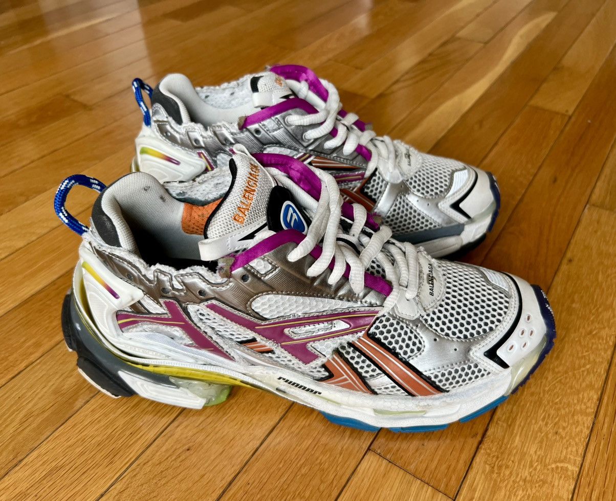 Balenciaga Runner Mens Sneakers Size 43-US 10 in Multicolor