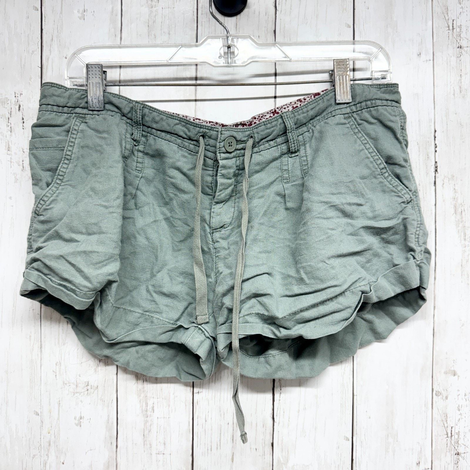 Hollister Y2K Hollister Shorts Size 9 Olive Cargo Cuffed Drawstring Size 32" / US 10 / IT 46 - 1 Thumbnail