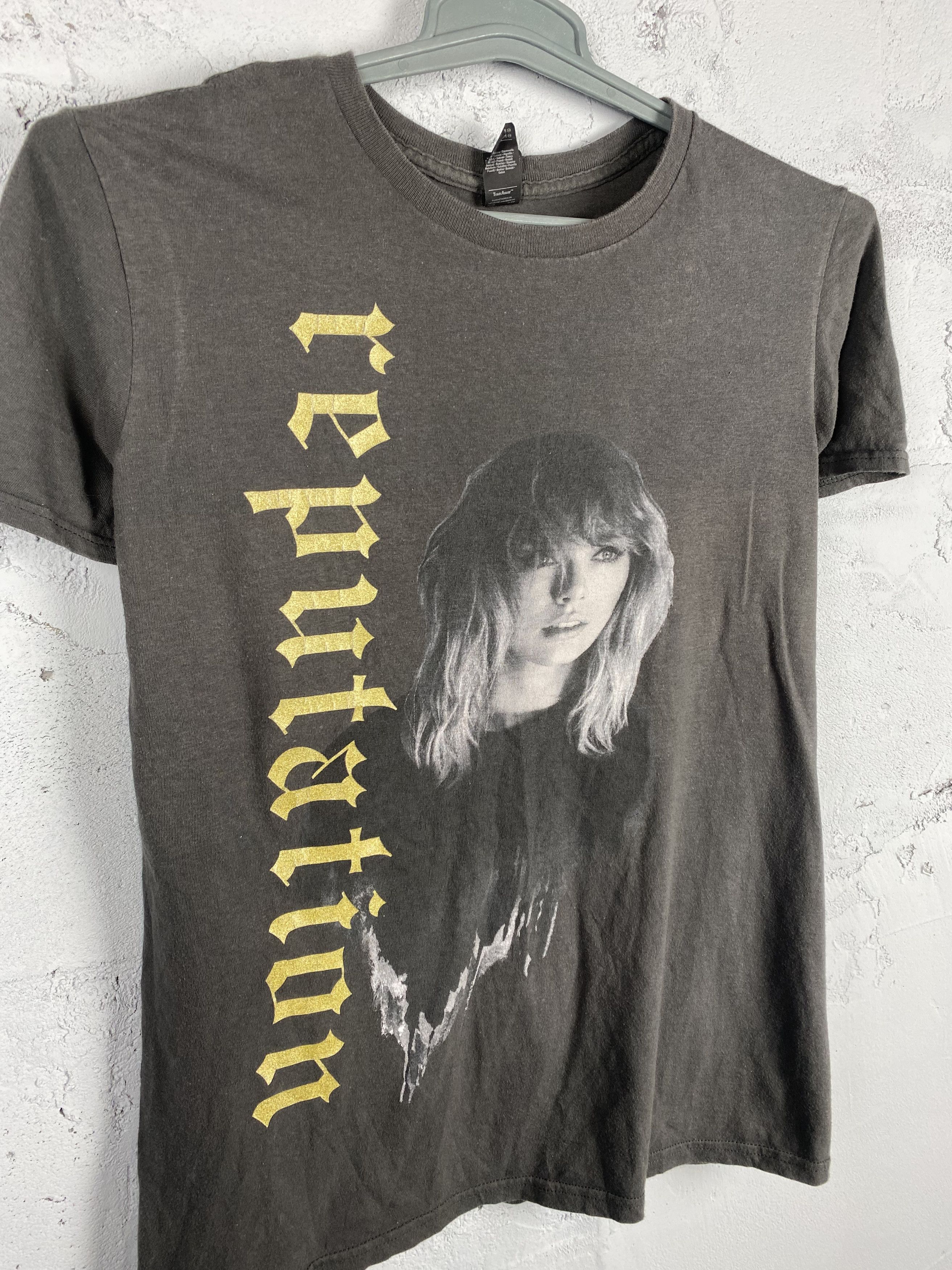 Band Tees × Vintage Taylor Swift Reputation tour T-Shirt Size S / US 4 / IT 40 - 2 Thumbnail