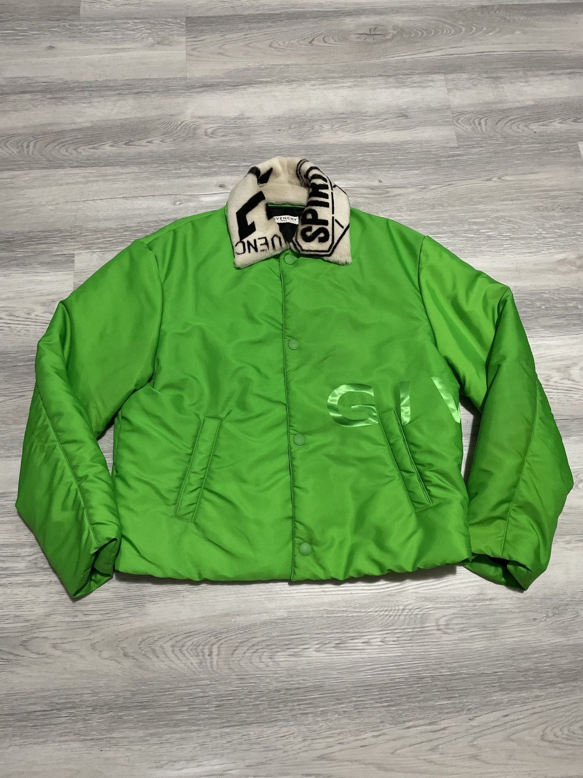 Givenchy Givenchy Neon Green Shearling Jacket Size US M / EU 48-50 / 2 - 5 Thumbnail
