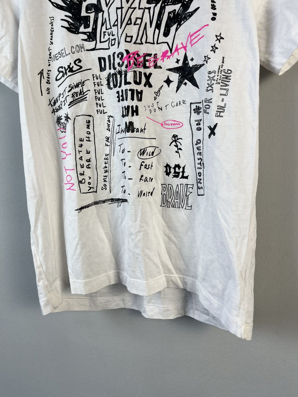 Diesel Diesel Avant Garde Y2K Graphic Print Short Sleeve Tee Shirt Size S / US 4 / IT 40 - 4 Thumbnail