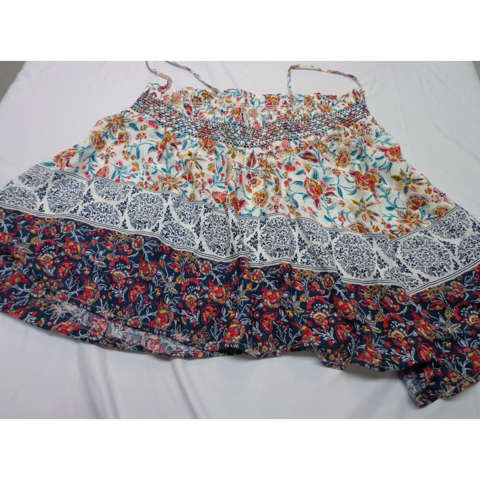 Vintage **Women's Medium Floral Spaghetti Strap Pullover** User: Women's Medium Floral Spaghetti Strap Pullover NEW Size M / US 6-8 / IT 42-44 - 7 Thumbnail