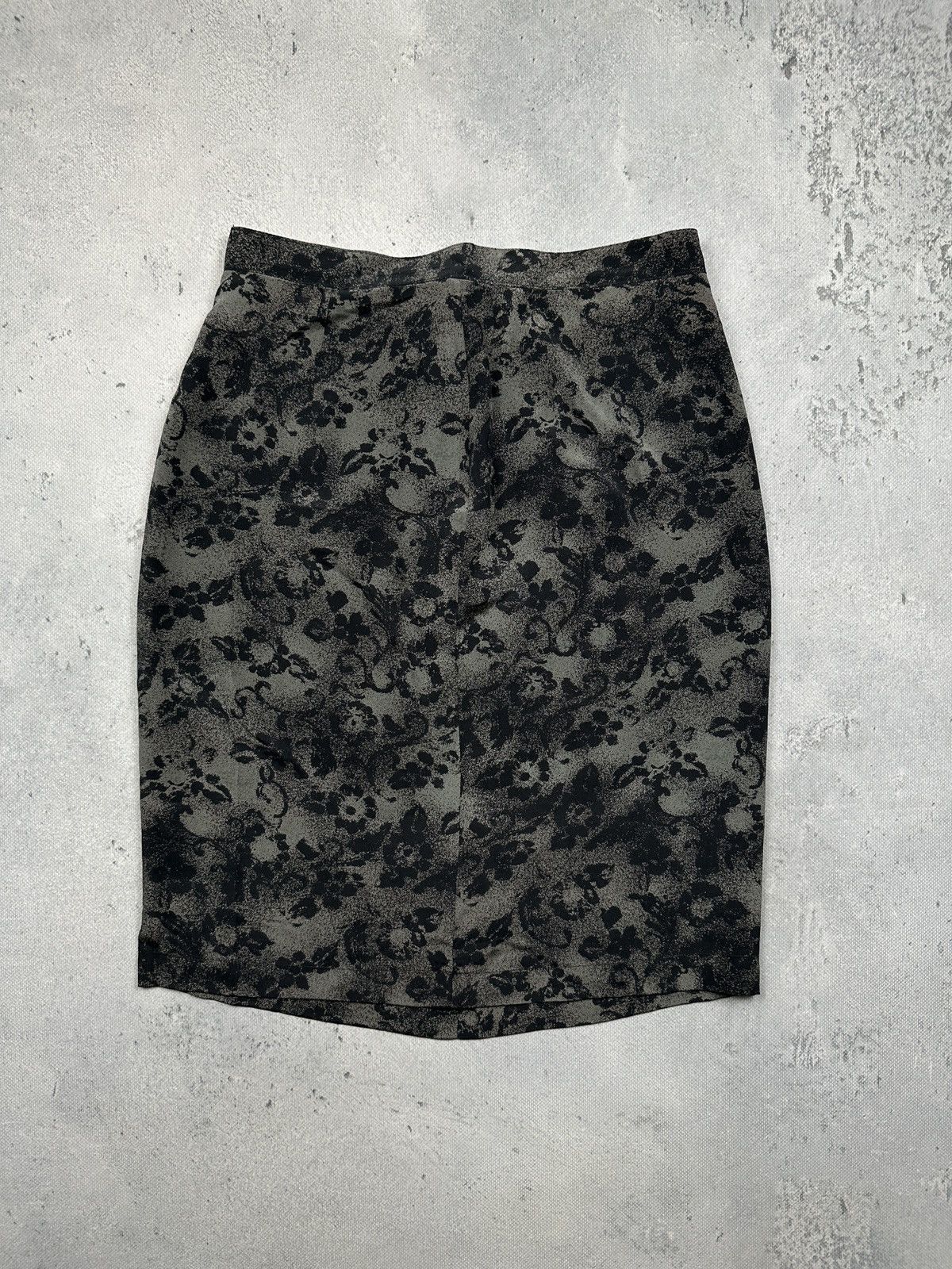 Vintage Mariella Burani Silk Pencil Skirt Abstract Floral Jacquard Size 32" / US 10 / IT 46 - 1 Thumbnail