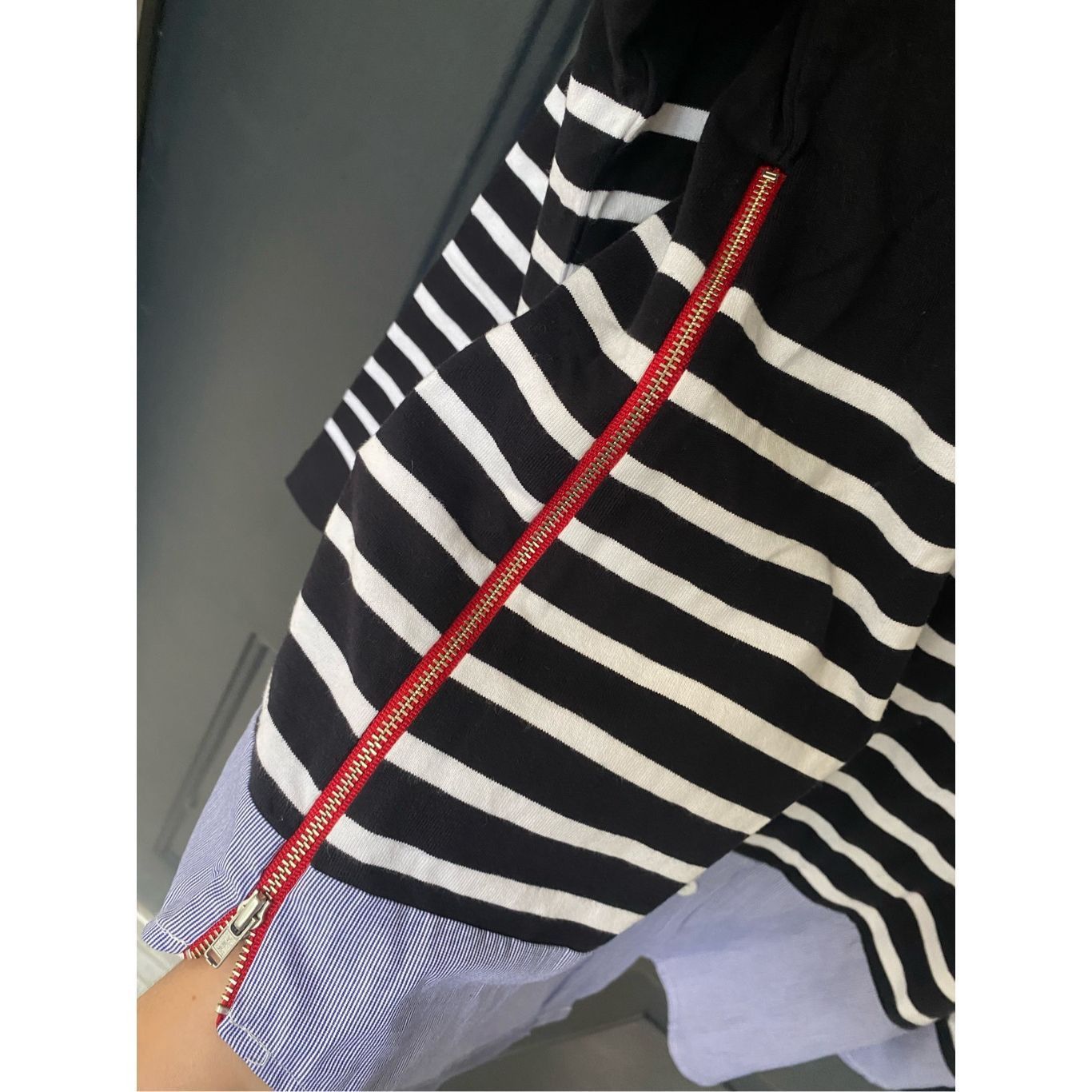Elliott Lauren NWT Navy Blue Red Side Zipper Blouse, Size Sm