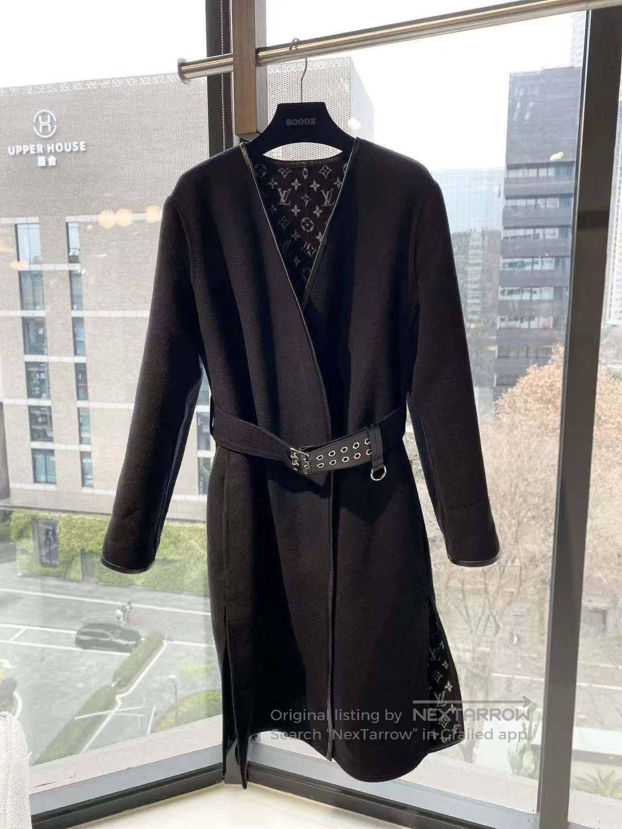 Louis Vuitton Louis Vuitton The inside is full of printed coats| Size XXS / US 00 / IT 34 - 2 Thumbnail