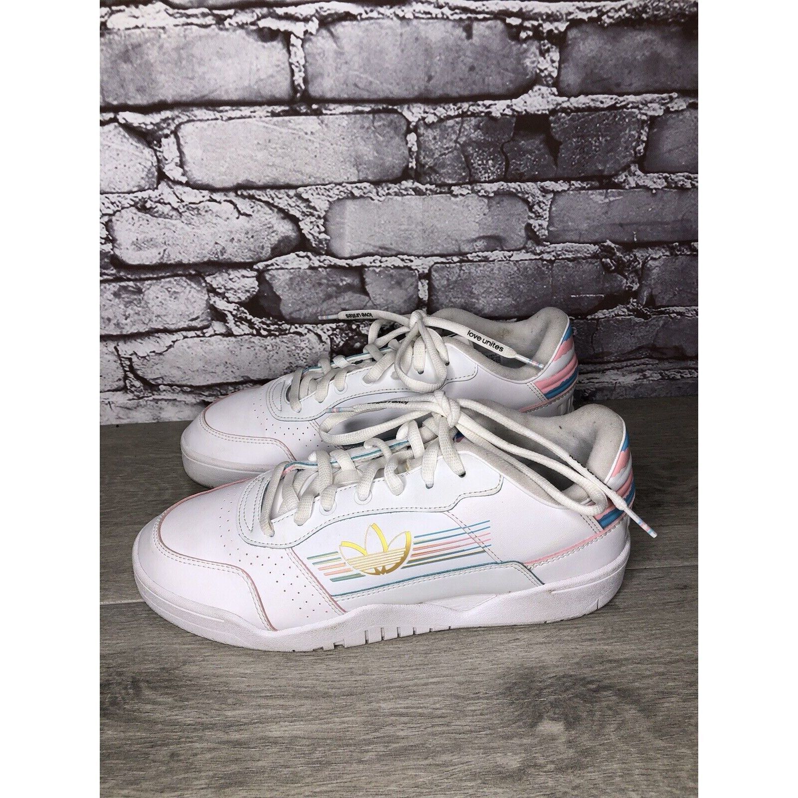 Adidas Adidas Love Unites White Leather Blue Pink Stripe Sneakers M Size US 10 / EU 43 - 18 Thumbnail