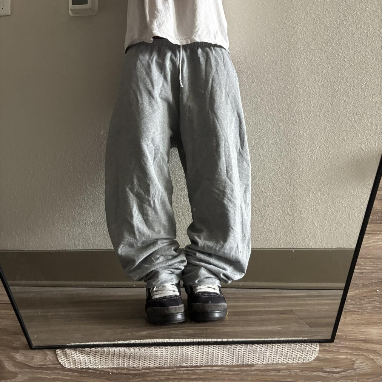 Vintage Crazy Vintage Y2K/2000s Grey Essential Sweatpants! Fits M Size US 32 / EU 48 - 1 Thumbnail