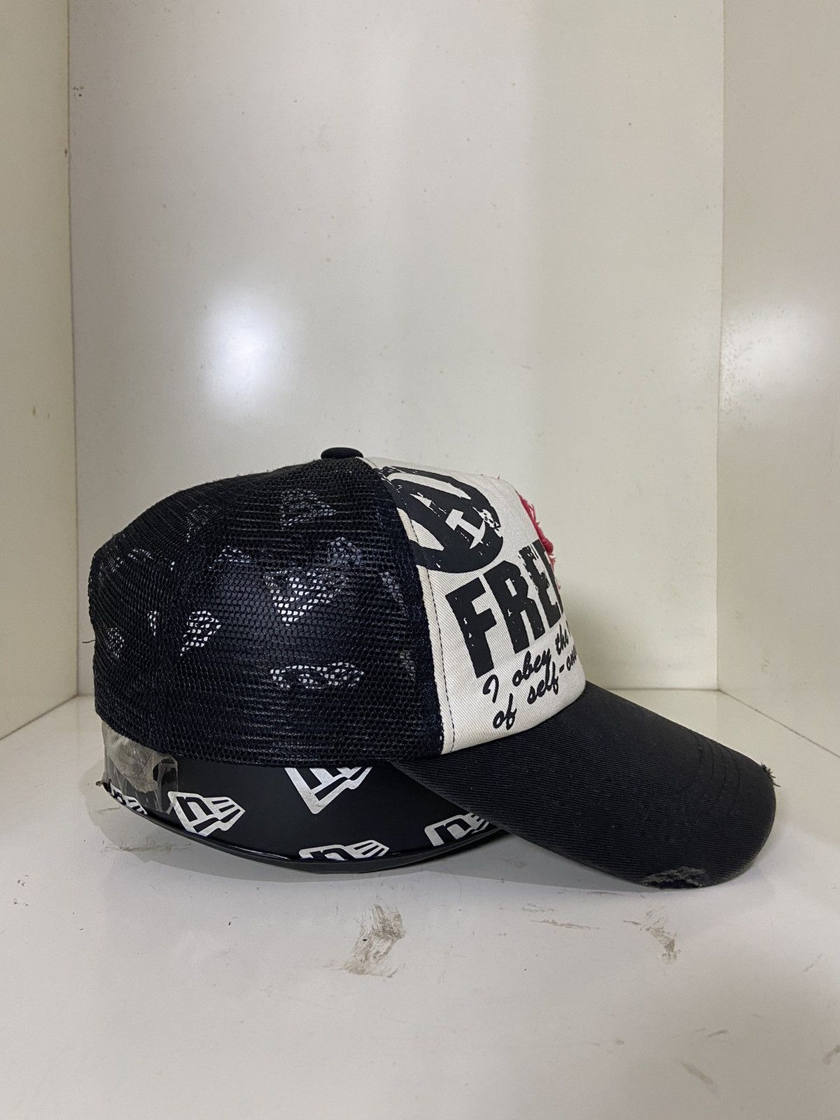If Six Was Nine 2000s free rider trucker hat embroidery Size ONE SIZE - 5 Thumbnail