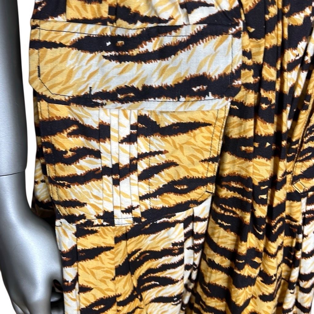 Dolce & Gabbana D&G by Dolce & Gabbana Sleeves Midi Dress Tiger Print (015) Size S / US 4 / IT 40 - 4 Thumbnail