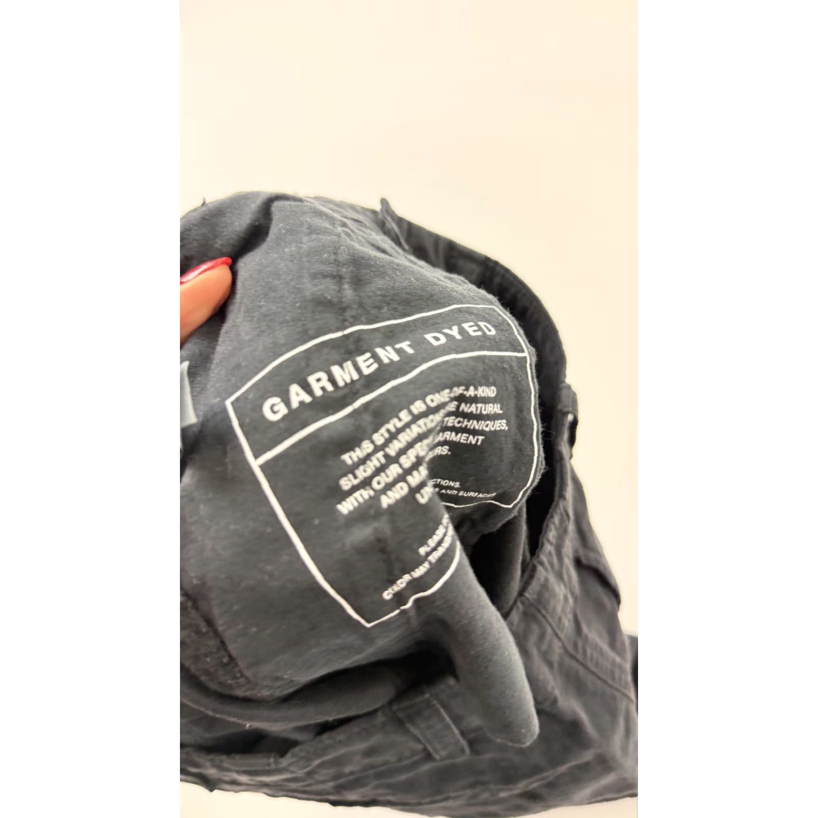 Gap GAP Shorts Women's 4 Inch Downtown Chino Black Size 8 Adult Regular Waist 32 Inseam 4 in Garment Dyed Casual Size 30" / US 8 / IT 44 - 3 Thumbnail