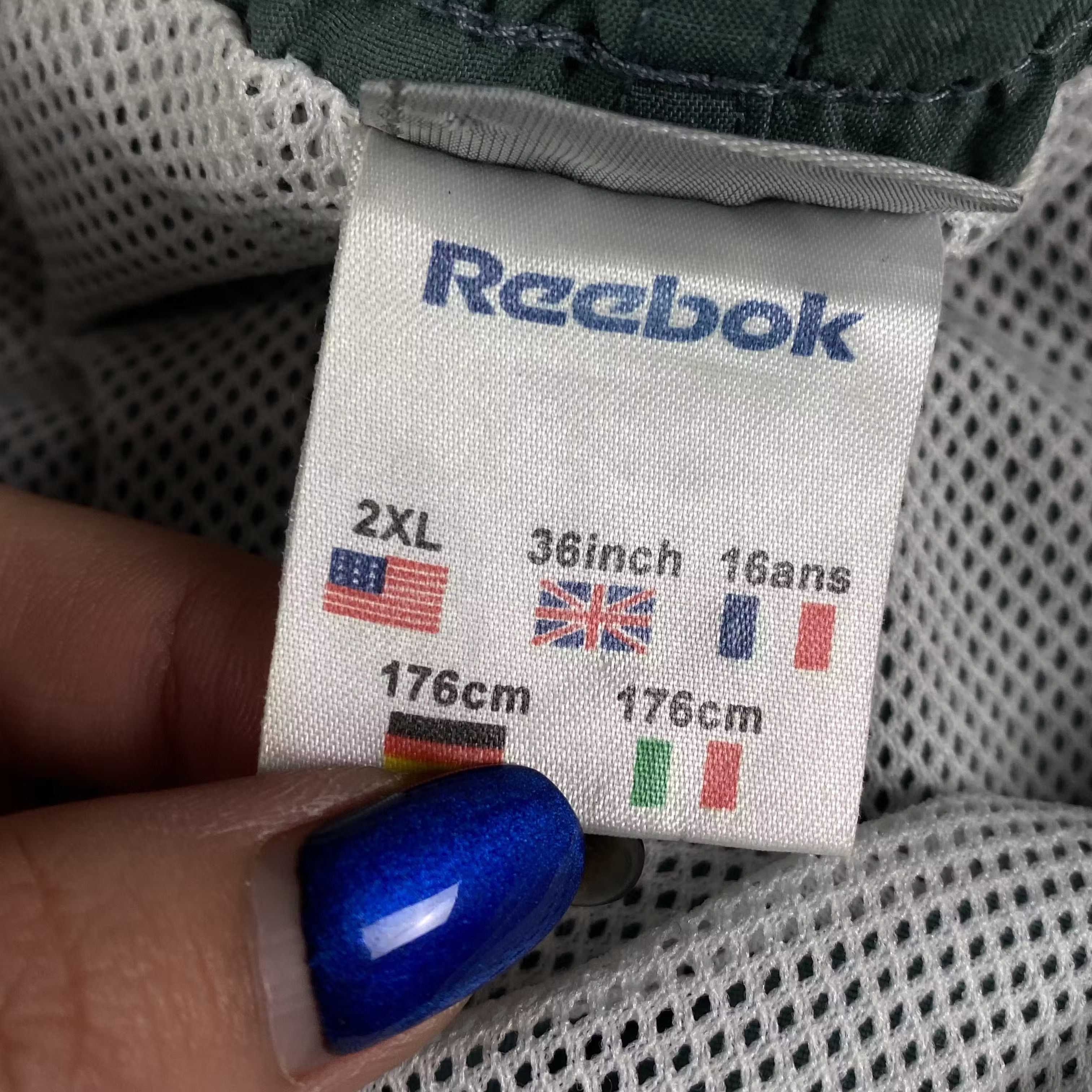 Reebok × Vintage Men’s Shorts Reebok Vintage Size 2XL Size US 38 / EU 54 - 5 Thumbnail