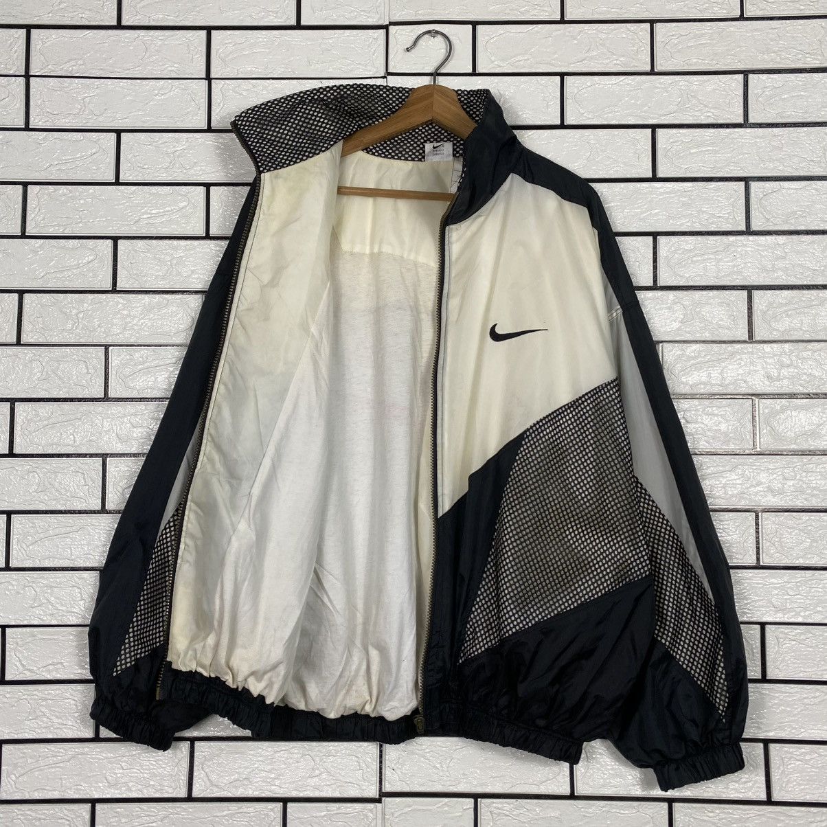 Nike 🔥VINTAGE BOMBER JACKET NIKE BIG SWOOSH Size US L / EU 52-54 / 3 - 11 Thumbnail