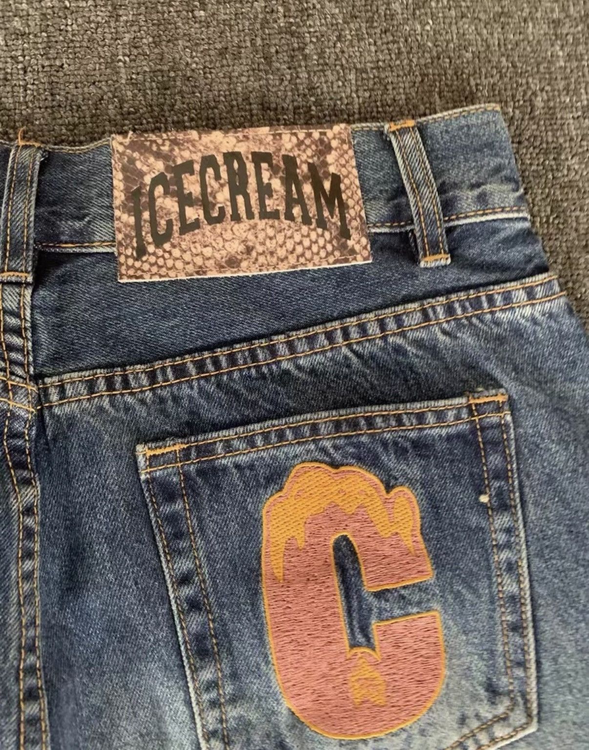 Billionaire Boys Club BBC ICECREAM Python Print Leather Patch Flying Dog Jeans Size US 34 / EU 50 - 5 Thumbnail