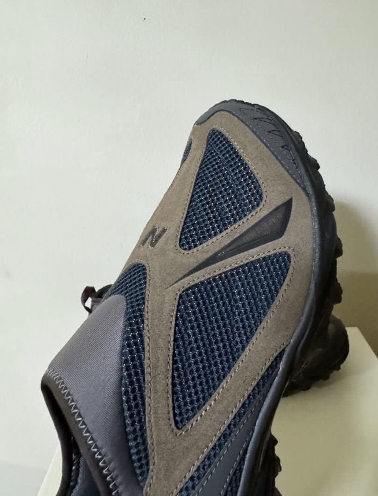 New Balance New Balance Tokyo Design Studio 610 Slip-On Brown Black Size US 9 / EU 42 - 8 Thumbnail