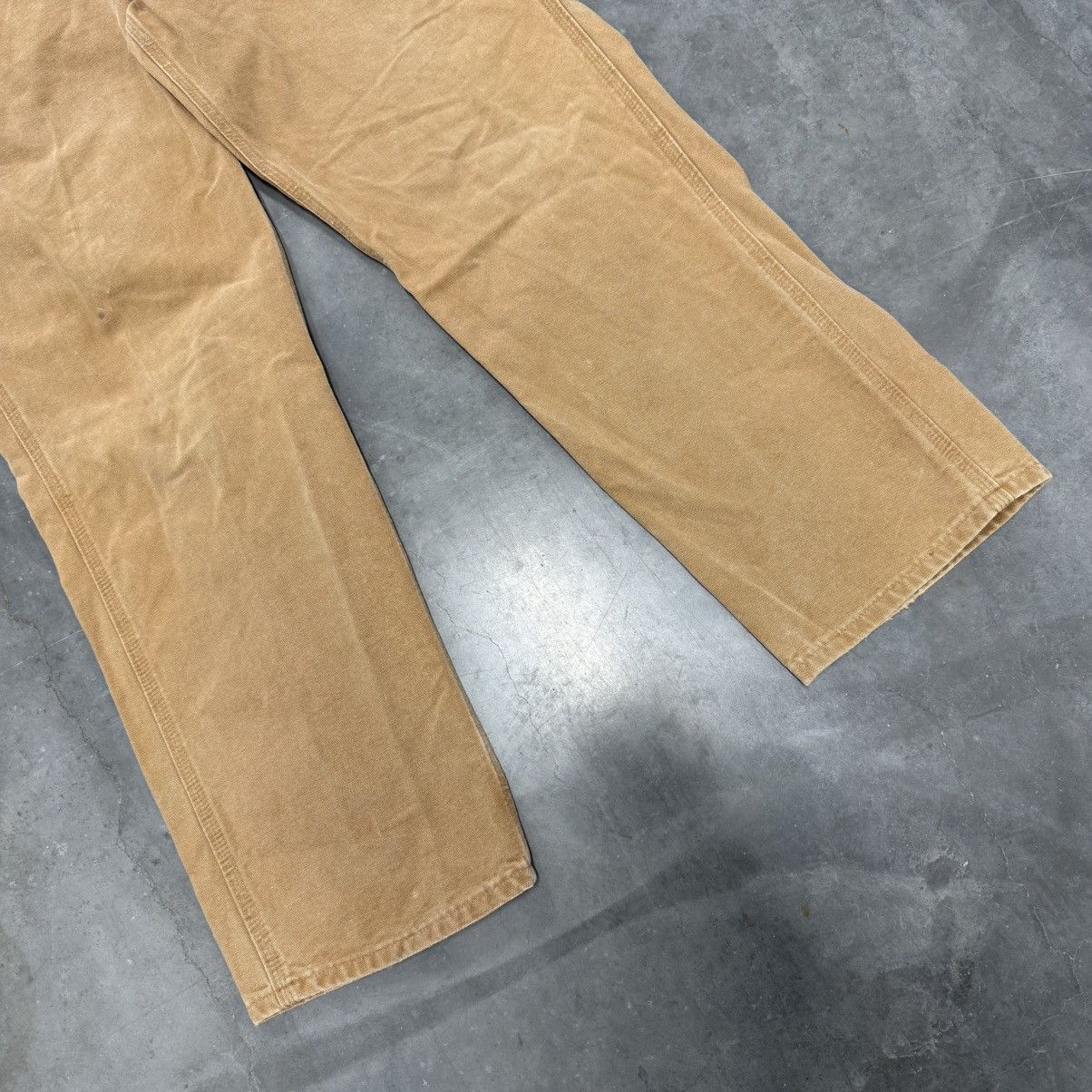 Carhartt × Carhartt Wip × Vintage Vintage Y2K Carhartt Faded Distressed Carpenter Pants Size US 32 / EU 48 - 16 Thumbnail