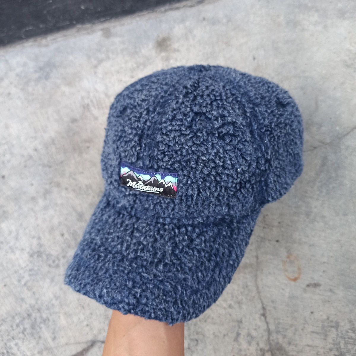 The Mountain The mountain fleece hat Size ONE SIZE - 4 Thumbnail