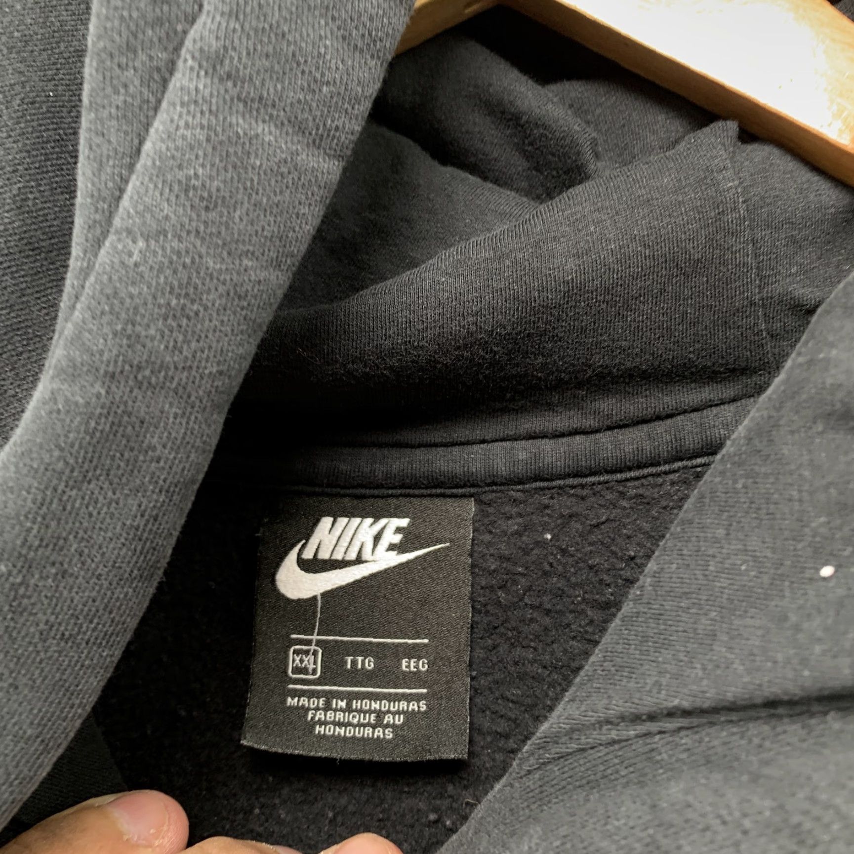 Nike Nike Essential Hoodie Sweatshirt Mens 2XL Black Hooded Embroidered Swoosh Size US XXL / EU 58 / 5 - 6 Thumbnail
