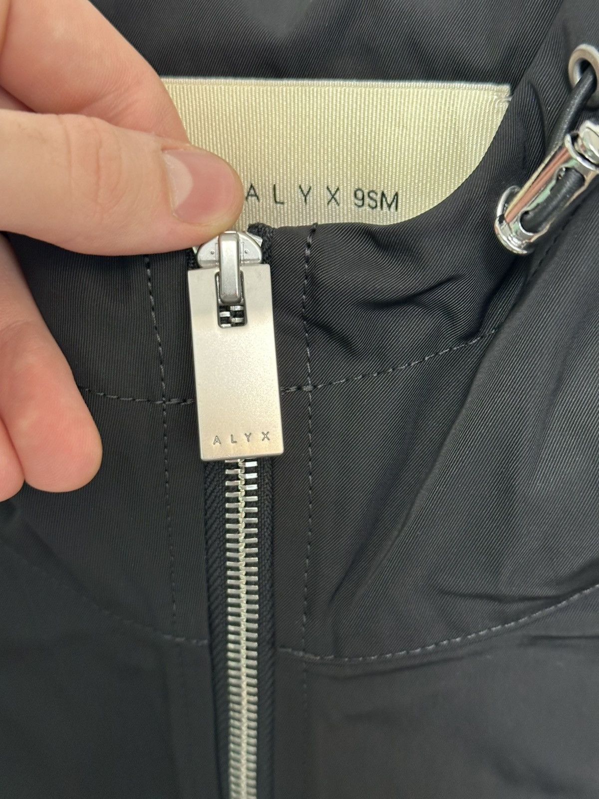 1017 ALYX 9SM 1017 ALYX 9SM Windbreaker — Size L Size US L / EU 52-54 / 3 - 5 Thumbnail